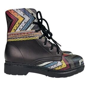 Yes We Vibe Boots Women Size 8.5 Boho Black and Multicolor Combat‎ Lace Up Shoes